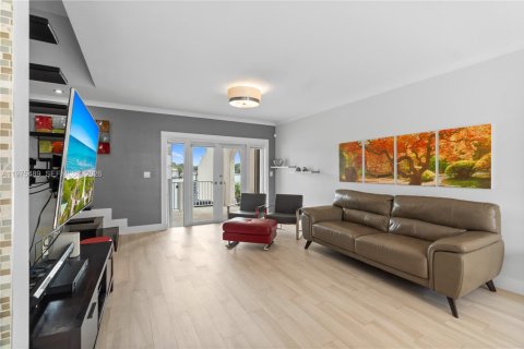 Touwnhouse à vendre à Miami Lakes, Floride: 3 chambres, 162.21 m2 № 2041828 - photo 27