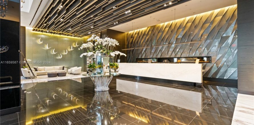 Condo in Miami, Florida, 2 bedrooms  № 1729277