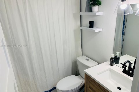 Condominio en venta en Coral Gables, Florida, 2 dormitorios, 98.48 m2 № 2045794 - foto 6