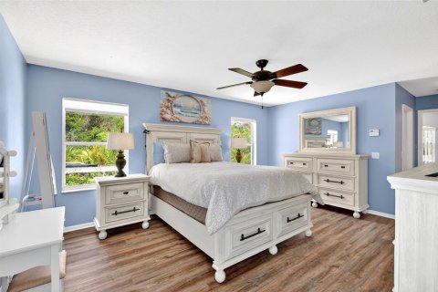 House in Ocala, Florida 3 bedrooms, 162.21 sq.m. № 2221562 - photo 9