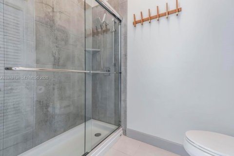 House in Sunrise, Florida 3 bedrooms, 135.64 sq.m. № 2060830 - photo 23