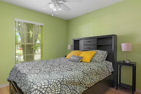 Casa en venta en Brandon, Florida, 3 dormitorios, 116.96 m2 № 1907530 - foto 12