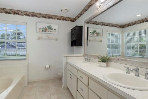 Casa en venta en Brandon, Florida, 3 dormitorios, 116.96 m2 № 1907530 - foto 17