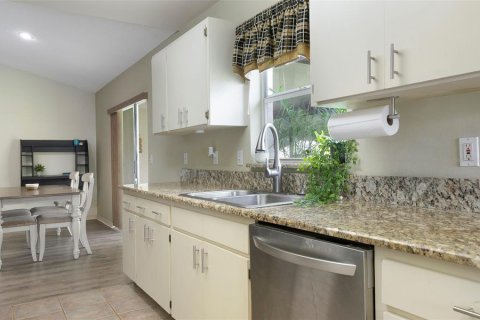 Casa en venta en Brandon, Florida, 3 dormitorios, 116.96 m2 № 1907530 - foto 20
