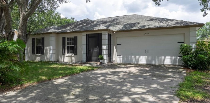 Casa en Brandon, Florida 3 dormitorios, 116.96 m2 № 1907530