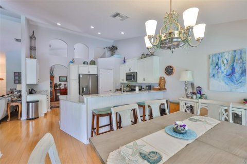 House in Apollo Beach, Florida 3 bedrooms, 168.34 sq.m. № 1670272 - photo 12