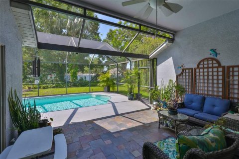 House in Apollo Beach, Florida 3 bedrooms, 168.34 sq.m. № 1670272 - photo 3