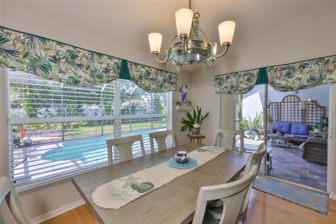House in Apollo Beach, Florida 3 bedrooms, 168.34 sq.m. № 1670272 - photo 18