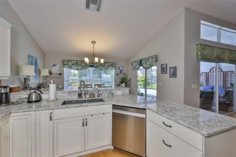 House in Apollo Beach, Florida 3 bedrooms, 168.34 sq.m. № 1670272 - photo 16