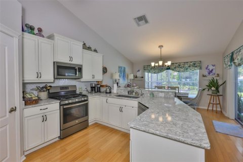 House in Apollo Beach, Florida 3 bedrooms, 168.34 sq.m. № 1670272 - photo 15