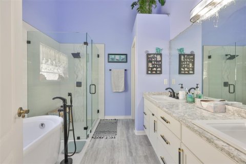 House in Apollo Beach, Florida 3 bedrooms, 168.34 sq.m. № 1670272 - photo 29