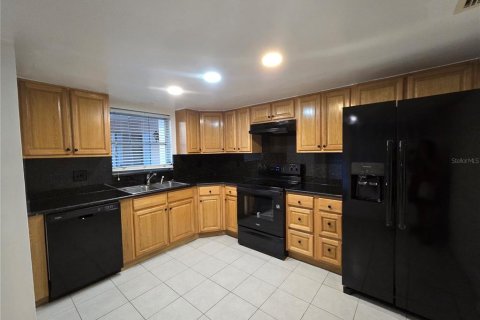 Apartment in Largo, Florida 3 bedrooms, 113.81 sq.m. № 1917126 - photo 5