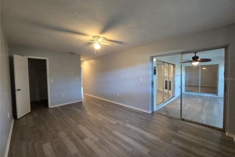 Apartment in Largo, Florida 3 bedrooms, 113.81 sq.m. № 1917126 - photo 15