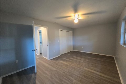 Apartment in Largo, Florida 3 bedrooms, 113.81 sq.m. № 1917126 - photo 20