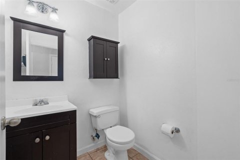 Townhouse in Kissimmee, Florida 3 bedrooms, 135.64 sq.m. № 2230361 - photo 7