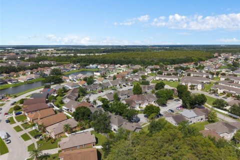 Townhouse in Kissimmee, Florida 3 bedrooms, 135.64 sq.m. № 2230361 - photo 26
