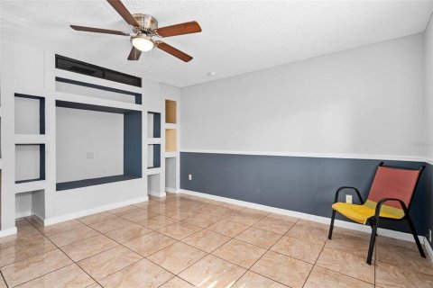 Townhouse in Kissimmee, Florida 3 bedrooms, 135.64 sq.m. № 2230361 - photo 11