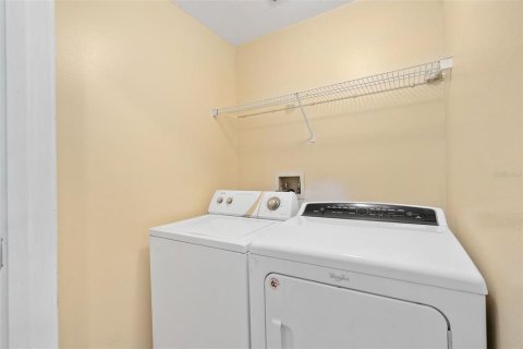 Townhouse in Kissimmee, Florida 3 bedrooms, 135.64 sq.m. № 2230361 - photo 10