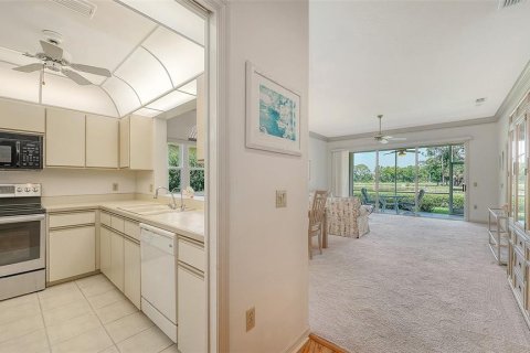 Villa ou maison à vendre à Sarasota, Floride: 2 chambres, 140.56 m2 № 2195868 - photo 7