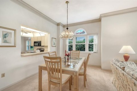 Villa ou maison à vendre à Sarasota, Floride: 2 chambres, 140.56 m2 № 2195868 - photo 12