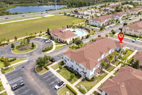Adosado en venta en Kissimmee, Florida, 4 dormitorios, 157.38 m2 № 1912232 - foto 11