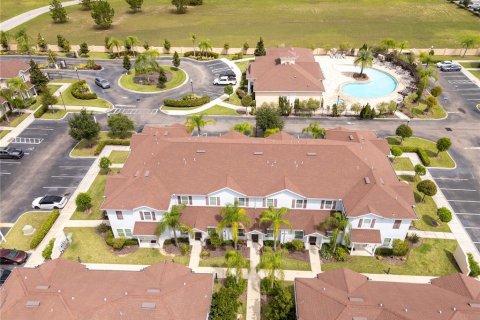 Adosado en venta en Kissimmee, Florida, 4 dormitorios, 157.38 m2 № 1912232 - foto 10