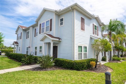 Adosado en venta en Kissimmee, Florida, 4 dormitorios, 157.38 m2 № 1912232 - foto 2