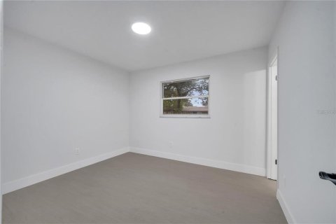 House in Orlando, Florida 5 bedrooms, 137.59 sq.m. № 1847578 - photo 29