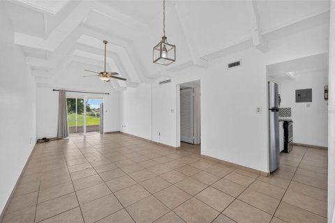 Villa ou maison à vendre à Lake Wales, Floride: 1 chambre, 60.2 m2 № 2217414 - photo 9
