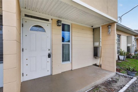 Villa ou maison à vendre à Lake Wales, Floride: 1 chambre, 60.2 m2 № 2217414 - photo 4