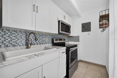 Villa ou maison à vendre à Lake Wales, Floride: 1 chambre, 60.2 m2 № 2217414 - photo 13