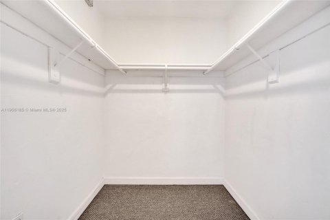 Condominio en venta en Miami, Florida, 2 dormitorios, 96.99 m2 № 1964944 - foto 7