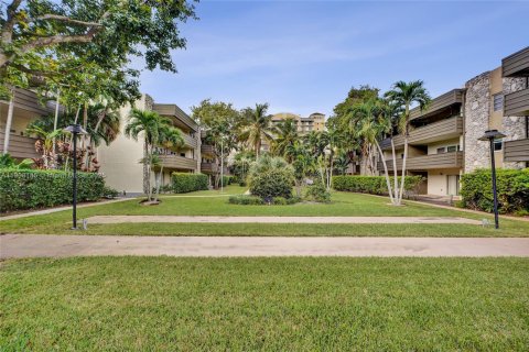 Condominio en venta en Miami, Florida, 2 dormitorios, 96.99 m2 № 1964944 - foto 19