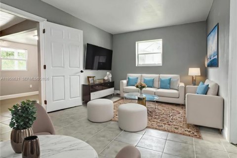 Commercial property in Dania Beach, Florida 180.42 sq.m. № 2018047 - photo 9