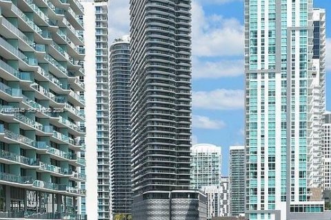 Condo in Miami, Florida, 3 bedrooms  № 2240153 - photo 23