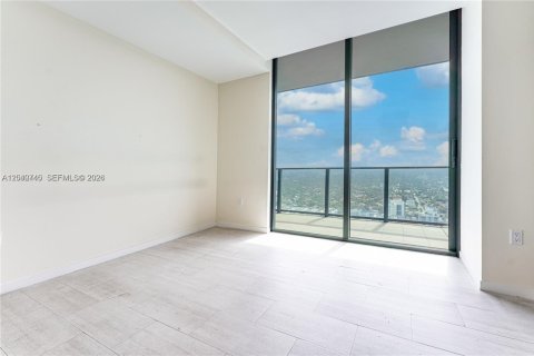 Condo in Miami, Florida, 3 bedrooms  № 2240153 - photo 4