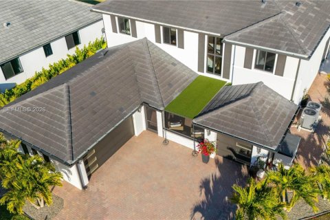Casa en venta en Ave Maria, Florida, 4 dormitorios, 370.22 m2 № 2081376 - foto 28