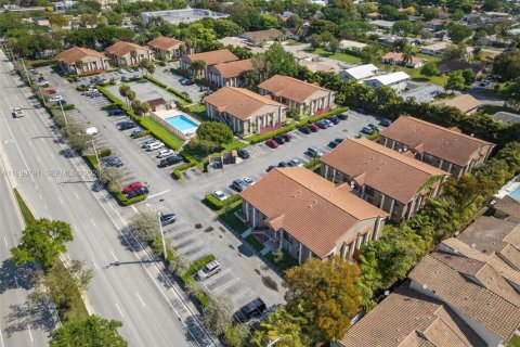 Кондоминиум с 3 спальнями в Корал-Спрингс, Флорида № 2057786