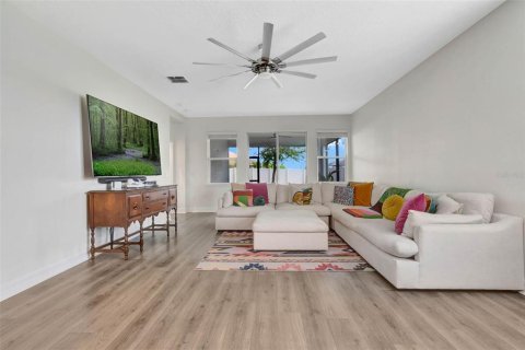 Casa en venta en Clermont, Florida, 3 dormitorios, 186.45 m2 № 1630595 - foto 4