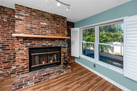 Casa en venta en Seminole, Florida, 5 dormitorios, 233.74 m2 № 1725560 - foto 11