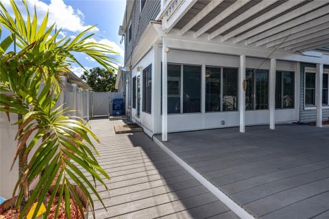Casa en venta en Seminole, Florida, 5 dormitorios, 233.74 m2 № 1725560 - foto 28