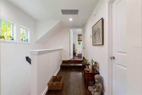 House in Gainesville, Florida 4 bedrooms, 169.92 sq.m. № 1879806 - photo 23