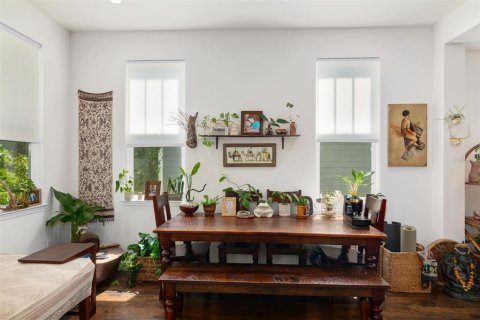 House in Gainesville, Florida 4 bedrooms, 169.92 sq.m. № 1879806 - photo 11