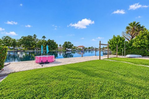 Villa ou maison à vendre à Saint Petersburg, Floride: 3 chambres, 129.32 m2 № 2416970 - photo 21
