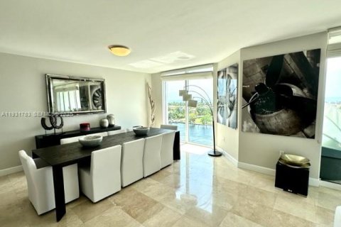 Copropriété à louer à Aventura, Floride: 3 chambres, 303.23 m2 № 1990366 - photo 19