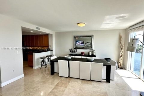 Copropriété à louer à Aventura, Floride: 3 chambres, 303.23 m2 № 1990366 - photo 20