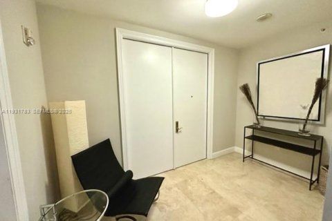 Copropriété à louer à Aventura, Floride: 3 chambres, 303.23 m2 № 1990366 - photo 10