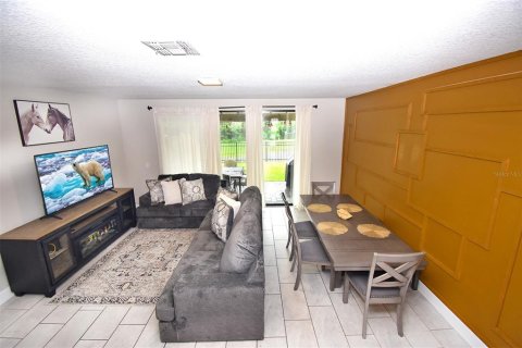 Townhouse in Kissimmee, Florida 3 bedrooms, 147.81 sq.m. № 2207776 - photo 16