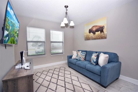 Townhouse in Kissimmee, Florida 3 bedrooms, 147.81 sq.m. № 2207776 - photo 2
