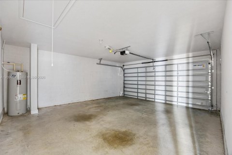 Villa ou maison à vendre à Port St. Lucie, Floride: 4 chambres, 177.26 m2 № 2406052 - photo 29